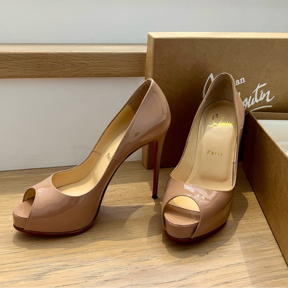 Authentic Louis Vuitton stiletto heels  - New Very Prive style - 120 patent - Picture 5 of 13